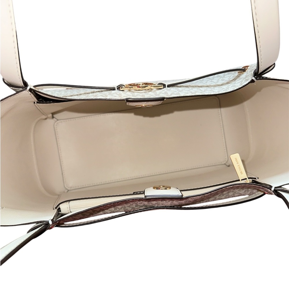 Michael Kors Reed Large Tote - Picture 4 of 7